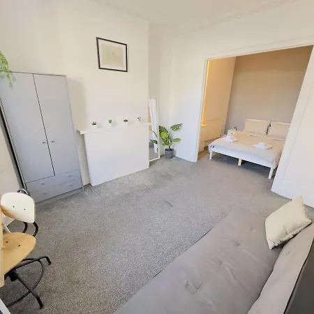 Stratford House - Sleepylodge Apartment *
