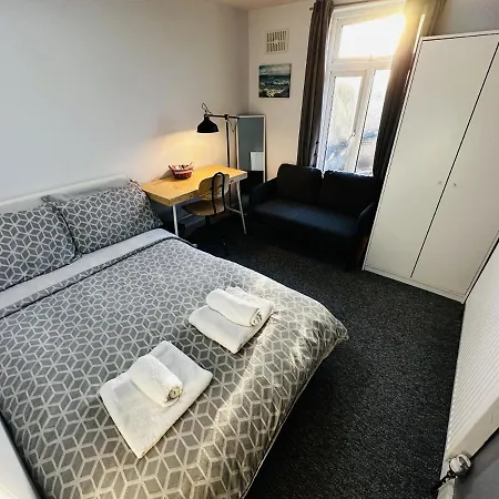 Stratford House - Sleepylodge * London