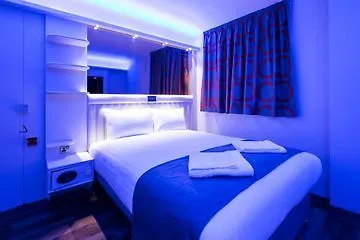Hotel Point A Canary Wharf