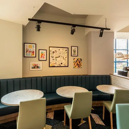 Holiday London Sutton By Ihg 4*