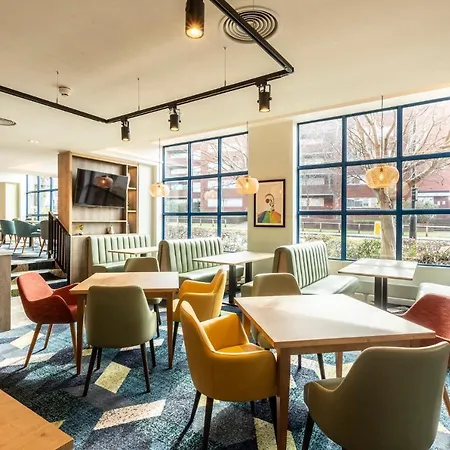 Holiday London Sutton By Ihg Hotel 4*