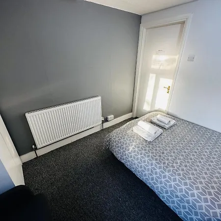 Stratford House - Sleepylodge * London