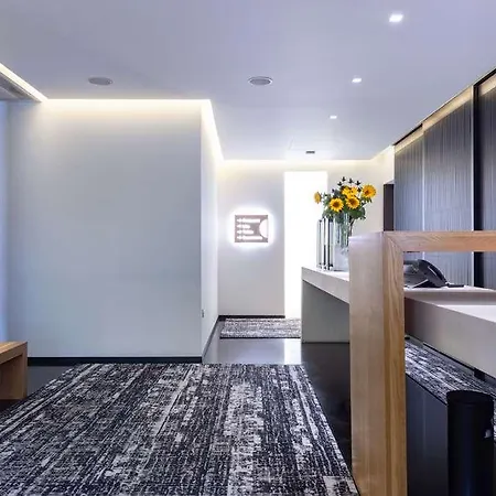 La West - Hyde Park 4* Londyn