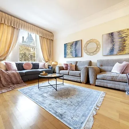 South Kensington - Cromwell Rd Apartment *