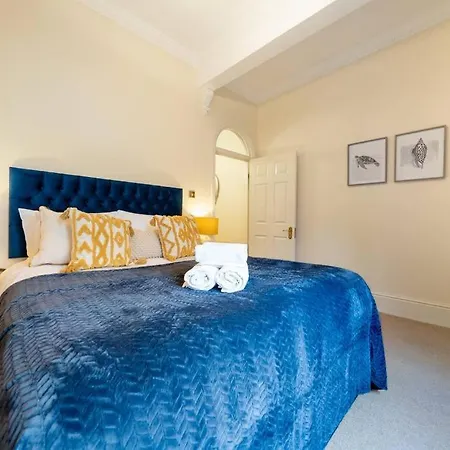 South Kensington - Cromwell Rd Apartment *