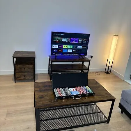 Royal Dock Luxury Apartment *