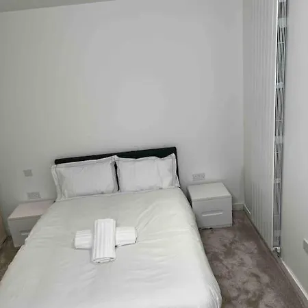 Royal Dock Luxury