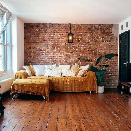 Elegant In Shoreditch London