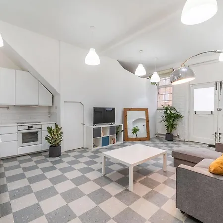 Apartment Spacious And Cosy Kings Cross, Euston, Camden London