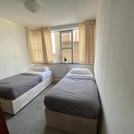 Sentinel 2 Bed In Nw Apartmán