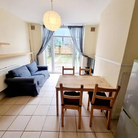 Séjour chez l'habitant Orford Village Londres