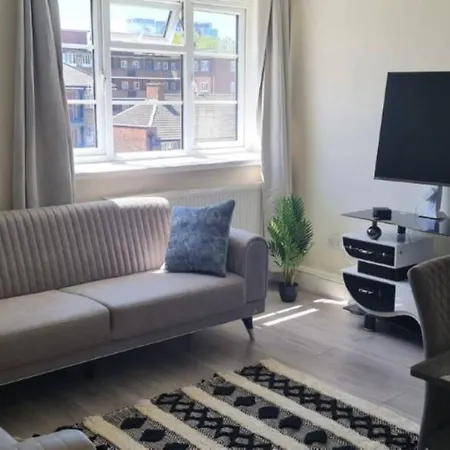 Stylish & Cozy 2-bedroom Flat In Hoxton & Shoreditch Apartment