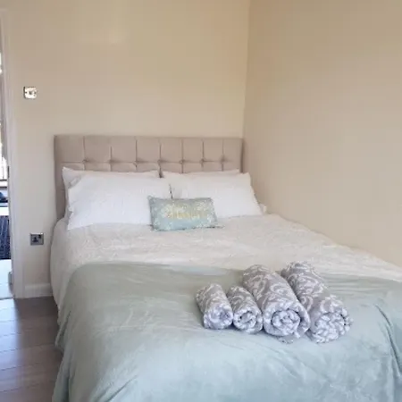 Stylish & Cozy 2-bedroom Flat In Hoxton & Shoreditch Apartment London