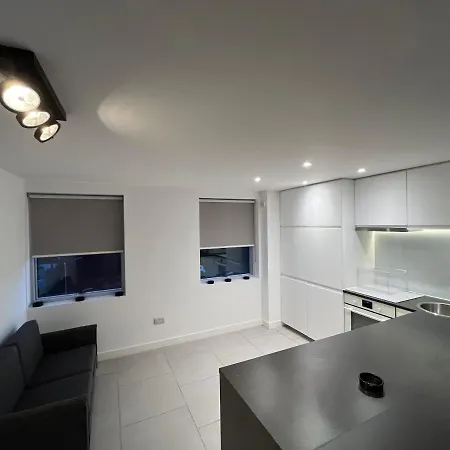Cozy Two Bed In Clapham 1