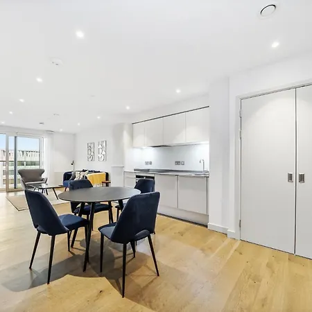 Cityview Apartment *