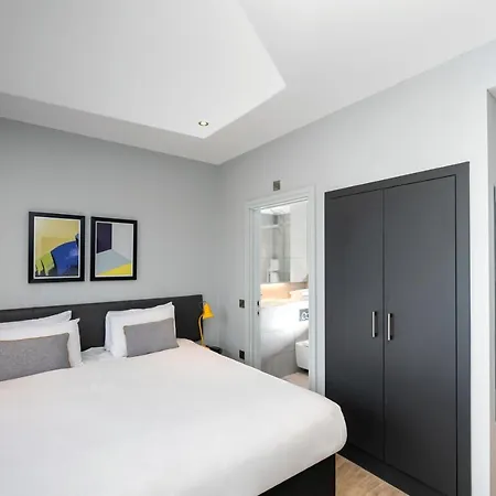 Staycity Greenwich High Road 3*