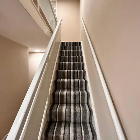 Guest house Canary Wharf Single Double And En-suite