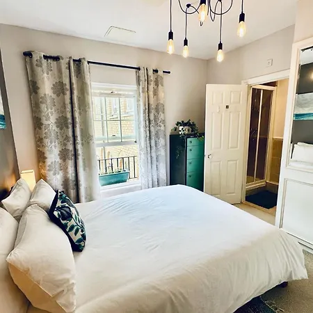 Riverside Flat In Southwark Apartment