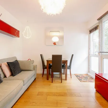 Lejlighed Spacious Flat In South With Balcony - Pass The Keys London