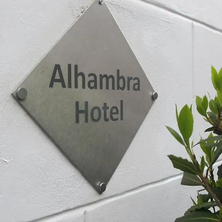 Alhambra 2* לונדון