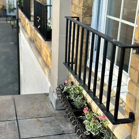 Riverside Flat In Southwark * Londres
