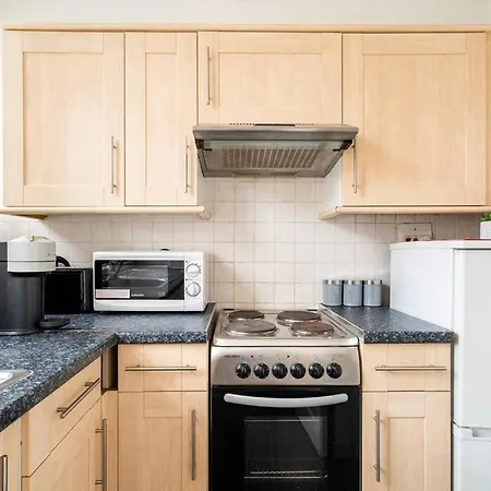 Apartment Cozy In London