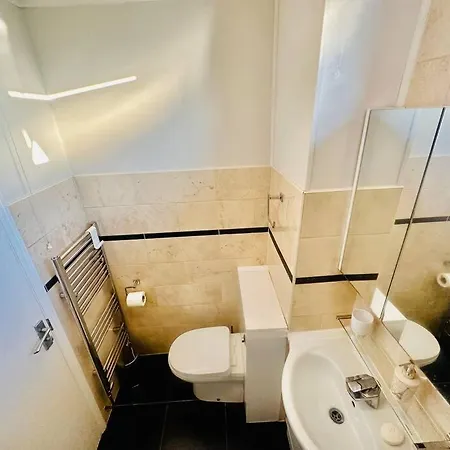 Appartamento 3 Bed Sky Se15 Peckham *