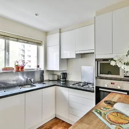 Apartment Ladbroke Grove - 2 Bed Near Portobello & Golborne Road *