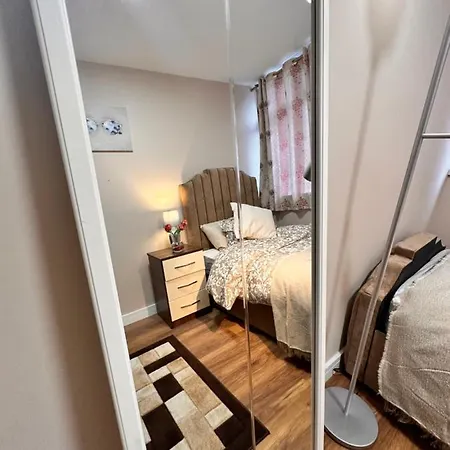Guest house Canary Wharf Single Double And En-suite *