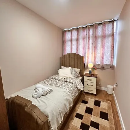 Canary Wharf Single Double And En-suite