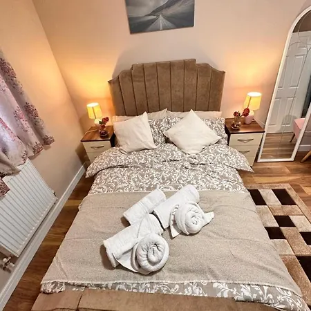 Canary Wharf Single Double And En-suite London