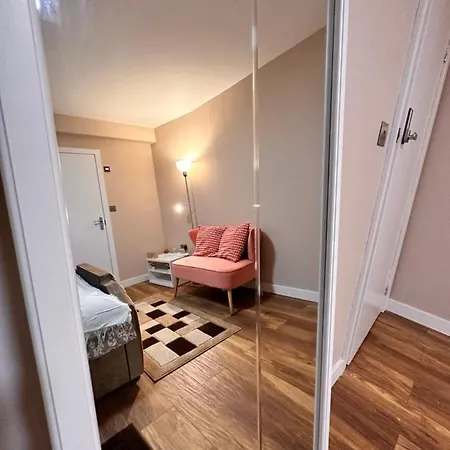 Canary Wharf Single Double And En-suite *