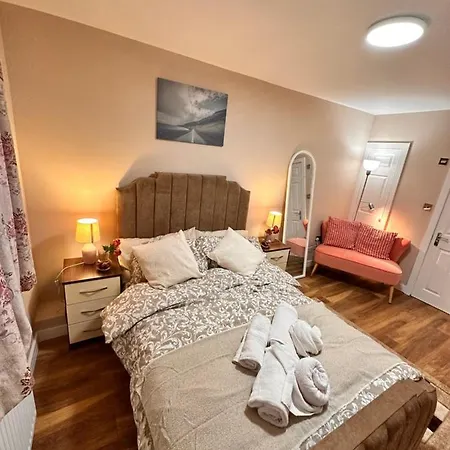 Canary Wharf Single Double And En-suite Guest house