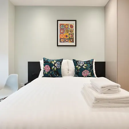 Apartment St House Serviced By Concept London