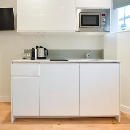 St House Serviced By Concept