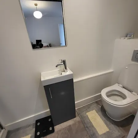 Amazing 5 Stars Holiday home London