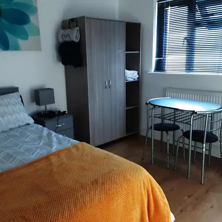 Guest house Feel At Beckenham