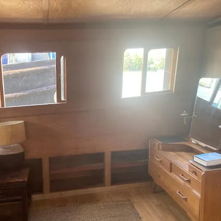 Botel Ahoy
