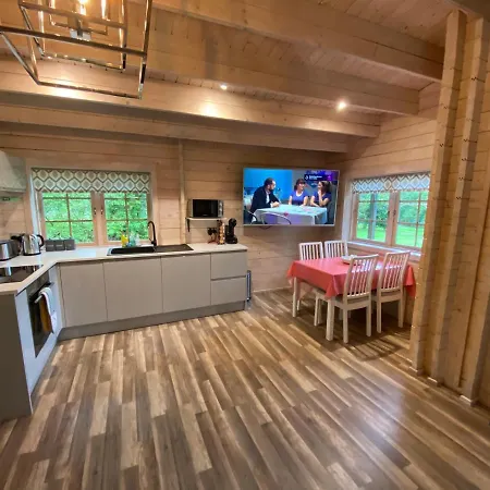 The Secret & Hideaway Caravan Cudham