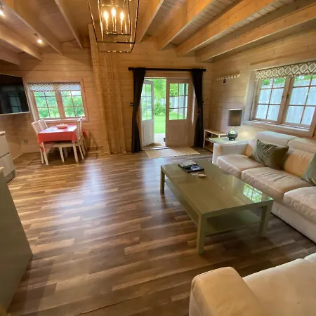 The Secret & Hideaway Caravan Cudham