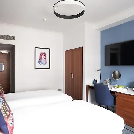 The Cumberland, 4*