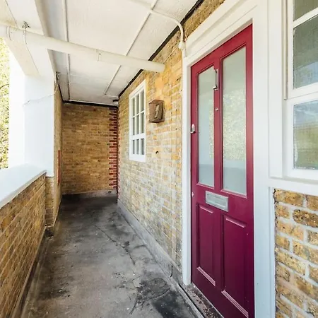 Charming 2 Bedroom Flat In The Heart Of Kings Cross, Apartment