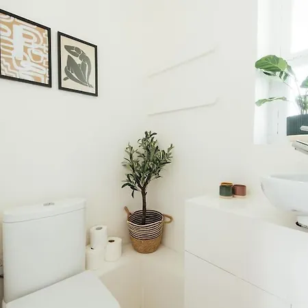 Apartment Charming 2 Bedroom Flat In The Heart Of Kings Cross, London