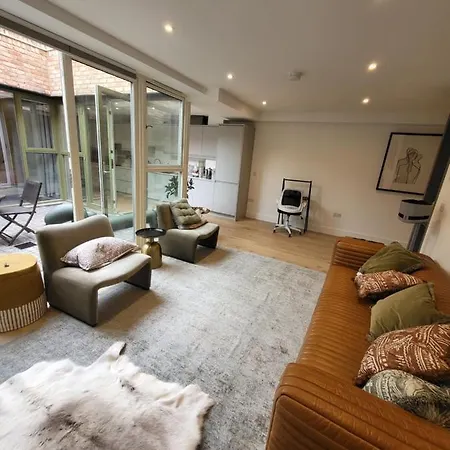 Amazing 5 Stars London