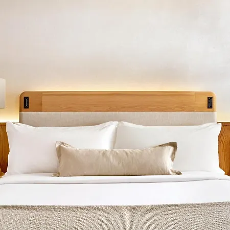 فندق هوليداي إن مايفير 5*