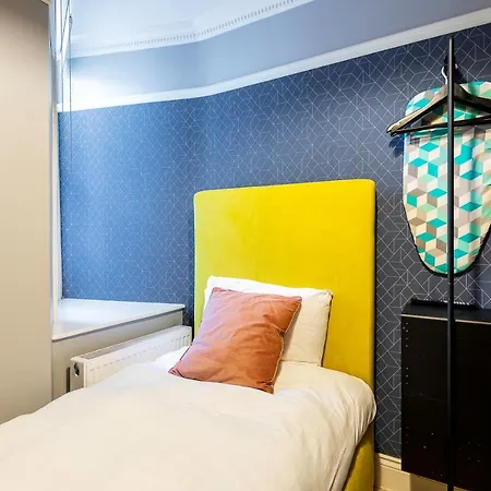 Vonder Kensington Hotel 2*