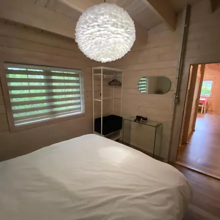 Lodge The Secret & Hideaway Caravan