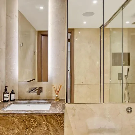 Canal Side Luxury 1 Bed Chelsea