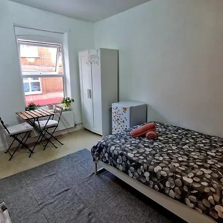 Small Cozy Zone 1 *