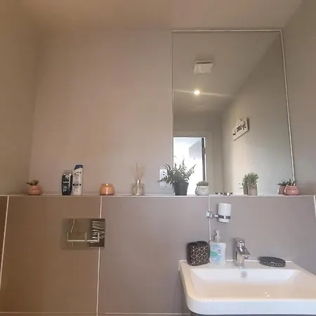 Amazing London 1 Bedroom Flat In Astral House As18